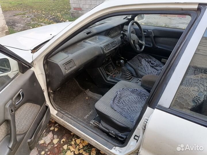 Mitsubishi Galant 1.8 МТ, 1990, битый, 354 762 км