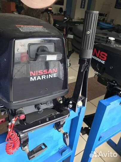 Лодочный мотор nissan marine NM 30 H S витрина