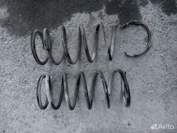 Продам пружины передней подвески