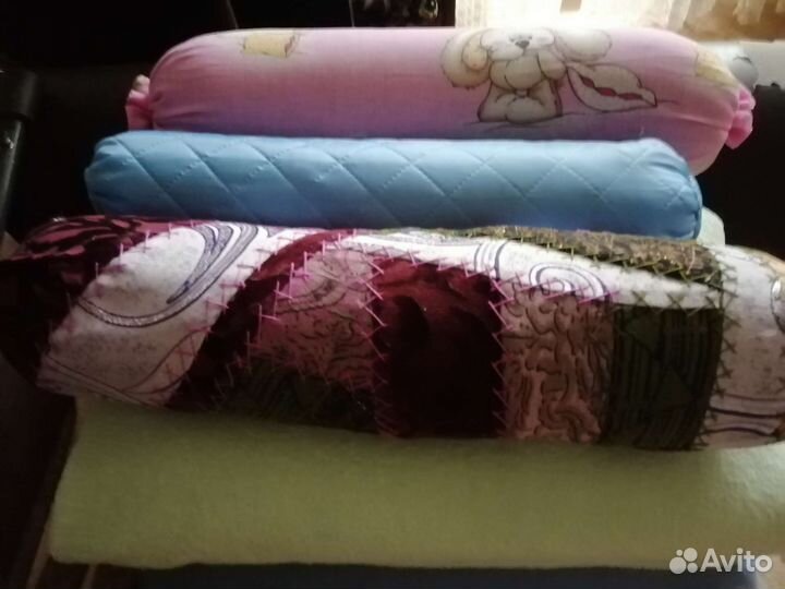 Подушка валик