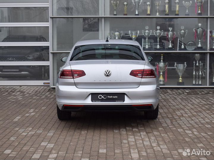 Volkswagen Passat 2.0 AMT, 2019, 71 690 км