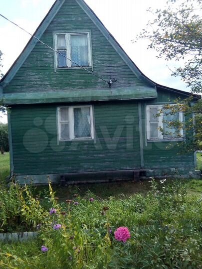 Дача 20 м² на участке 10 сот.