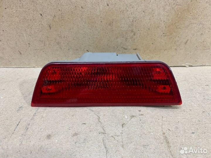 Стоп-сигнал Nissan Almera G15