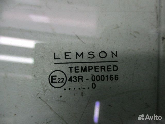 Стекло двери задней левой Volkswagen Polo 5 MK5