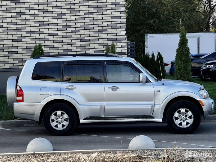 Mitsubishi Pajero 3.8 AT, 2003, 200 000 км