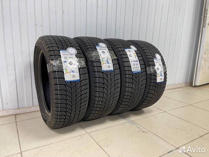 Triangle PL01 245/50 R20