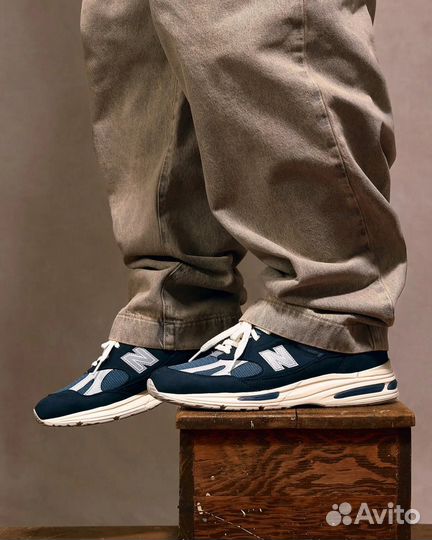 New Balance 991v2 x kith Vintage Navy Made in Engl