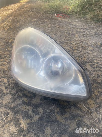 Фара левая priora