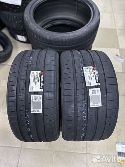 Yokohama Advan Sport V107 275/35 R21 и 315/30 R21 105Y