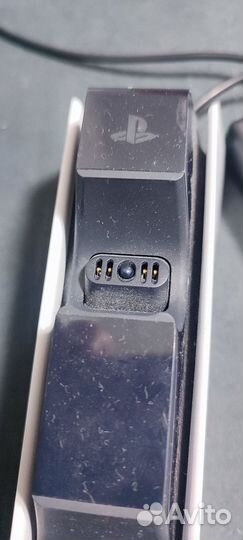 Зарядная станция для геймпадов PS5