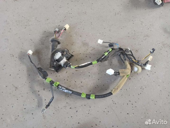 Проводка двери передняя левая Toyota Prado 120 4.0