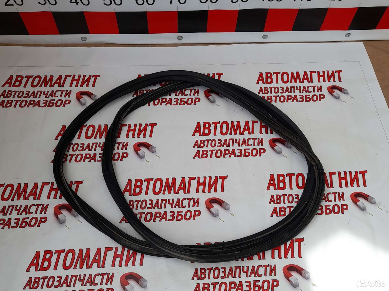 Уплотнитель крышки багажника Хендай ix 35