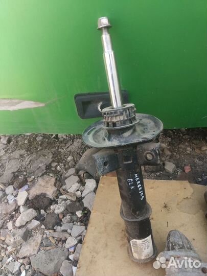 Стойка амортизатора mercedes GLK