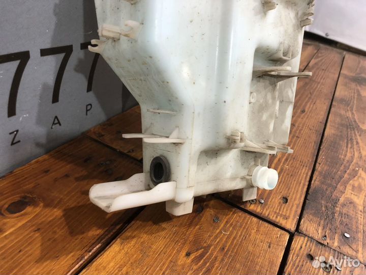 Бачок омывателя Kia Mohave (HM) 16-20 Б/У Оригинал