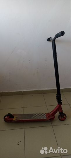 Трюковой самокат парк