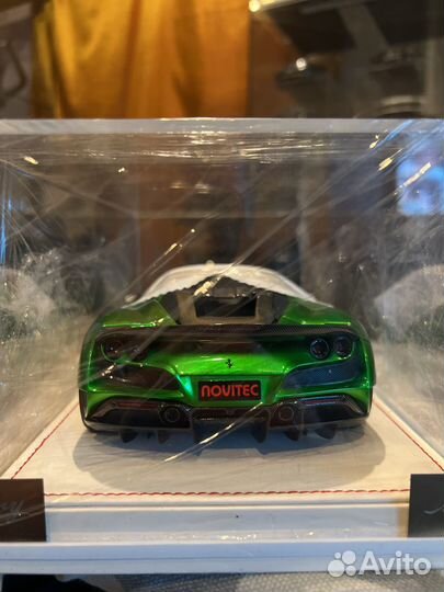 Novitec 1:18 f8 n- largo