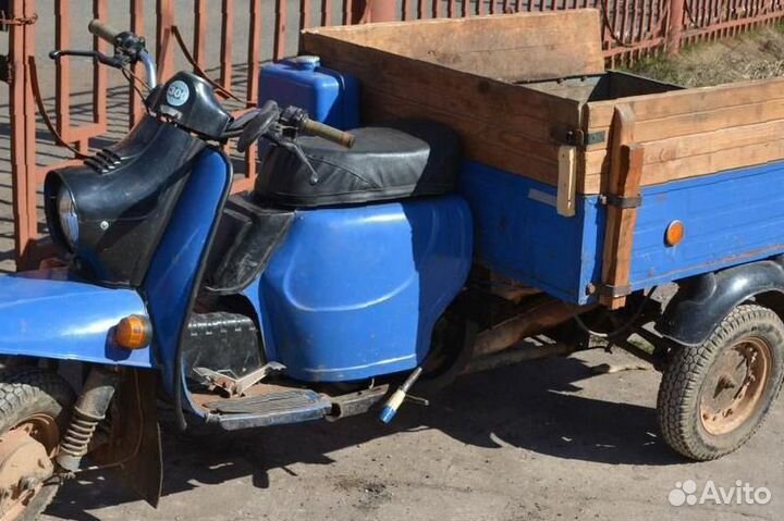 Мотороллер, муравей