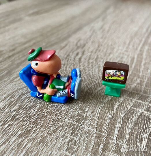 Фигурки Киндер Kinder футбол