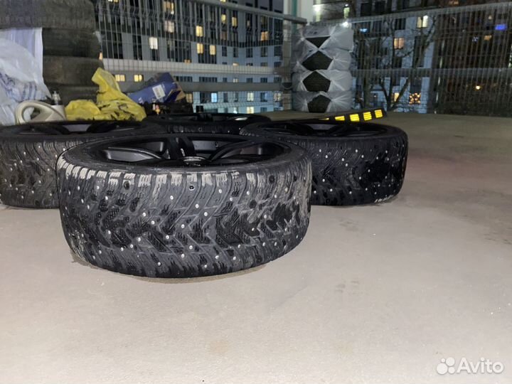 Колеса Nokian Tyres Hakkapeliitta 8 225/45 R17 94