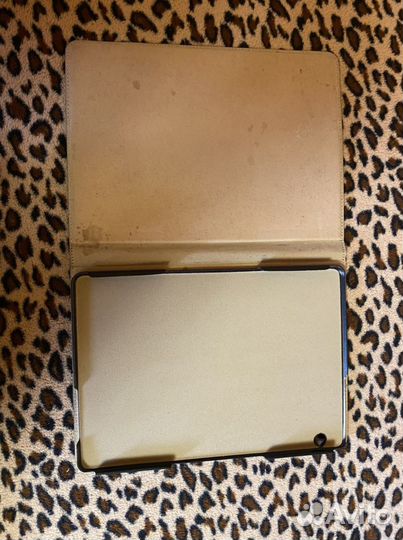 Чехол на планшет