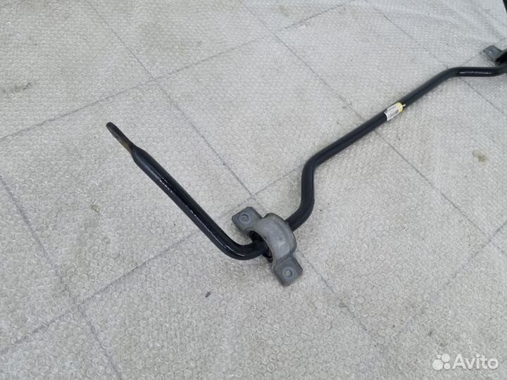 Стабилизатор задний BMW X5 X6 E70 E71