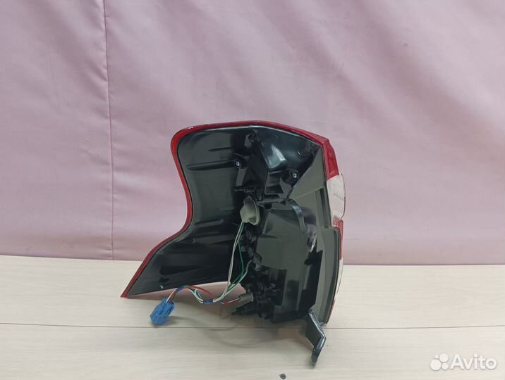 Фонарь правый Toyota Prado 150 2009