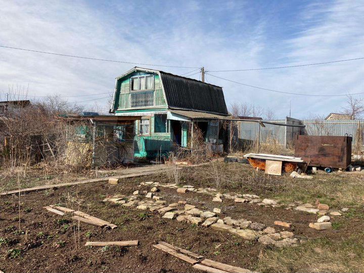 Дом 20 м² на участке 7,2 сот.