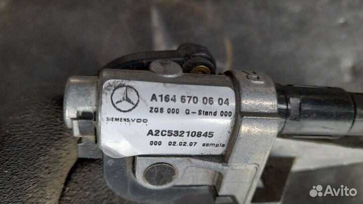 Моторчик открытия форточки в кузове Прав. Мерседес