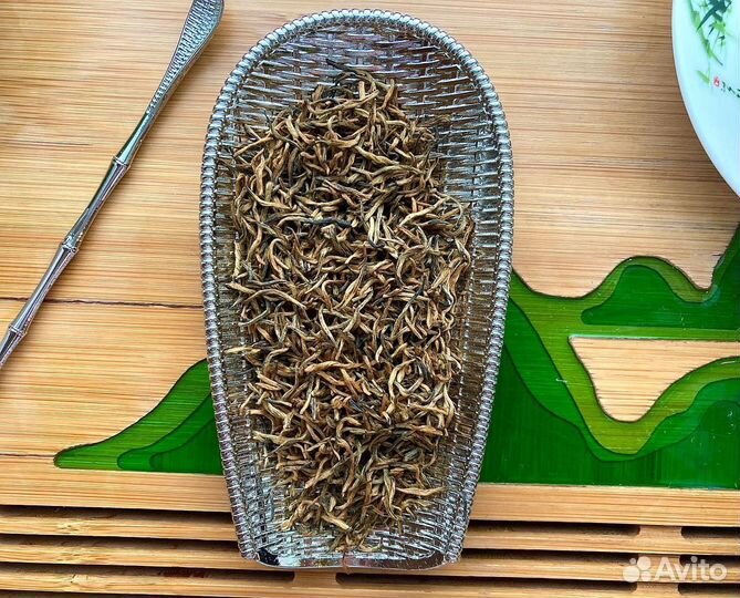 Красный премиальный китайский чай золотые брови