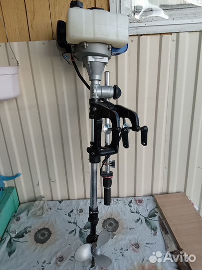 Бензиновый двигатель