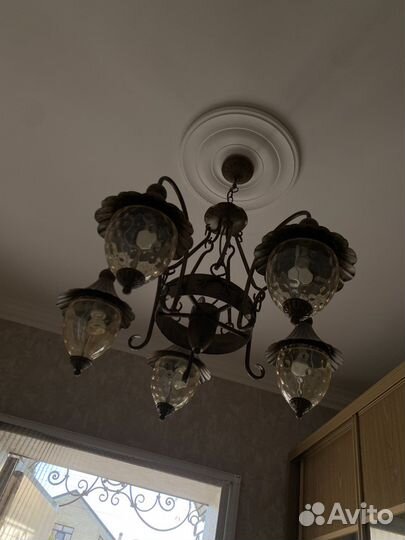 Люстра интересная