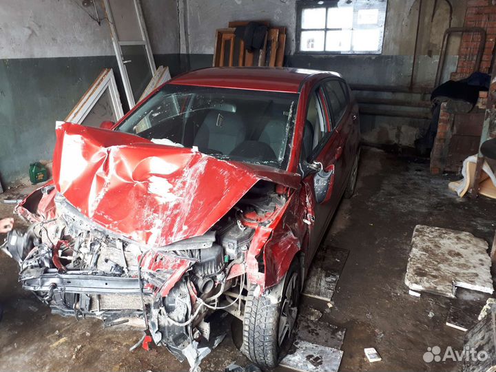 Запчасти от битого автомобиля