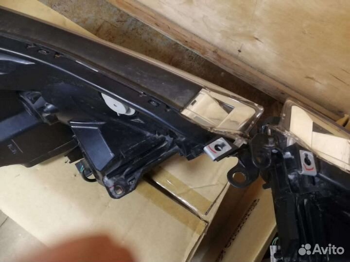 Фары передние тойота рав 4 2018 год 40 кузов