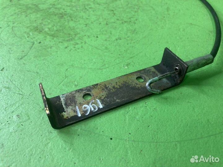 Тросик вещевого ящика DAF XF105