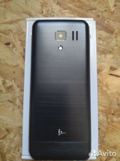 Телефон Fly S350