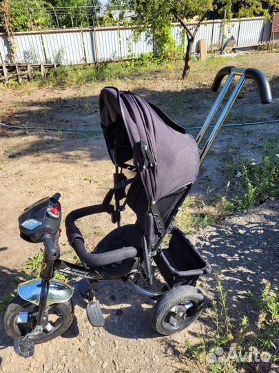 Детский велосипед с ручкой