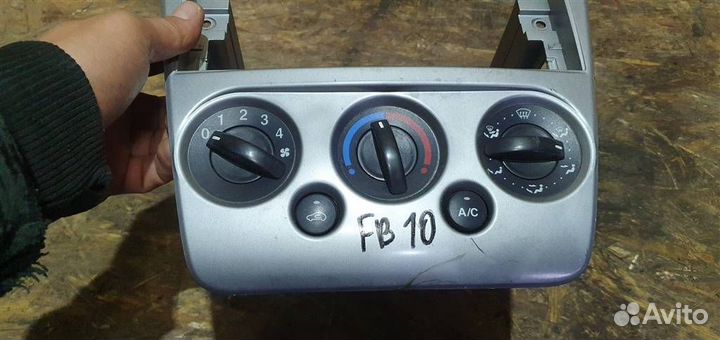 Блок управления отопителем Ford Fusion 2002-2012