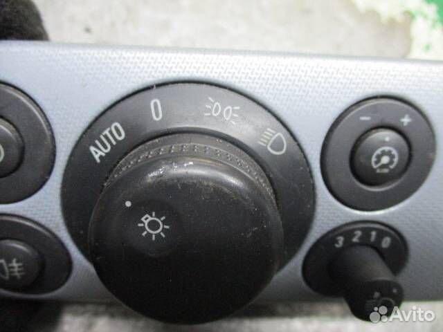 Переключатель света Opel Astra H 2005 13124864