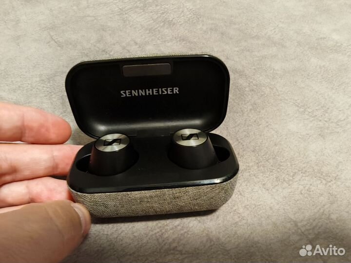 Беспроводные наушники Sennheiser Momentum