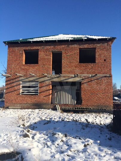 Дом 200 м² на участке 12 сот.