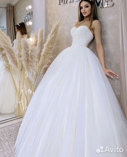 Свадебное платье пышное 42-46