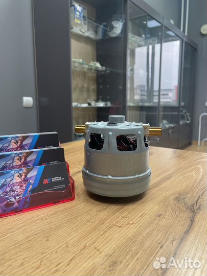 Мотор пылесоса Bosch/Siemens 753541 1600W H115 D1