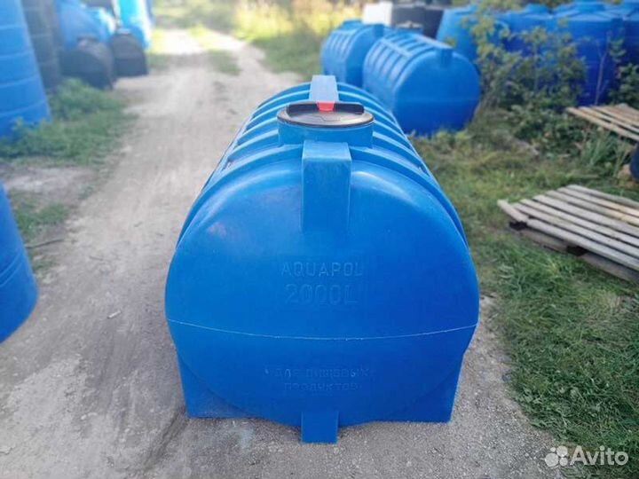 Емкость пластиковая для воды, топлива, масел