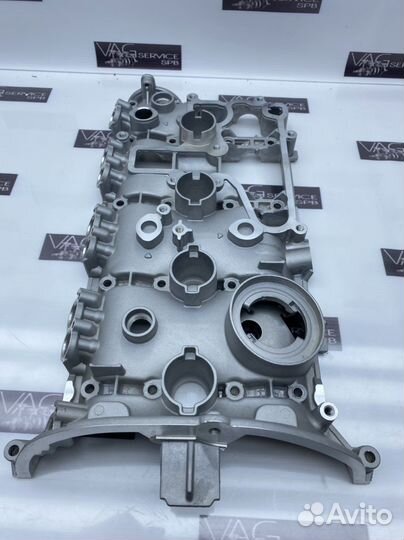 Новая клапанная крышка (клапанная) 2.0 VAG CDN CAE