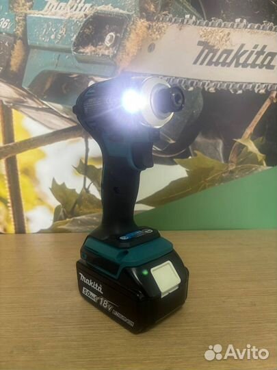 Аккумуляторный ударный шуруповерт Makita DTD172RTJ