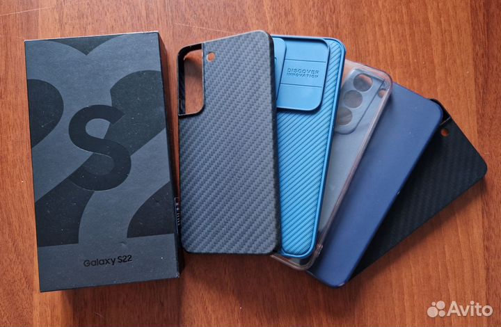 Samsung Galaxy S22, 8/256 ГБ
