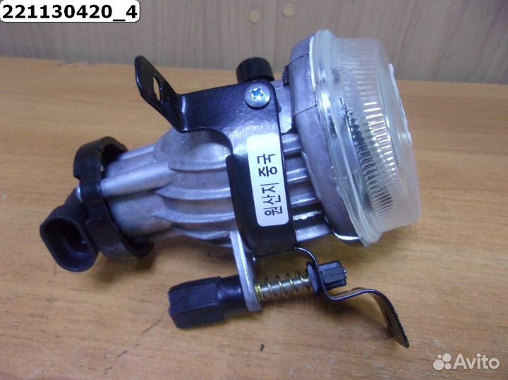 Фара противотуманная правая Hyundai Sonata EF