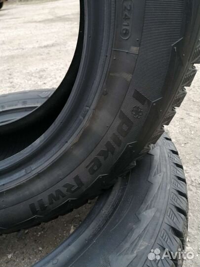 Hankook I'Pike RW11 215/65 R16 98T
