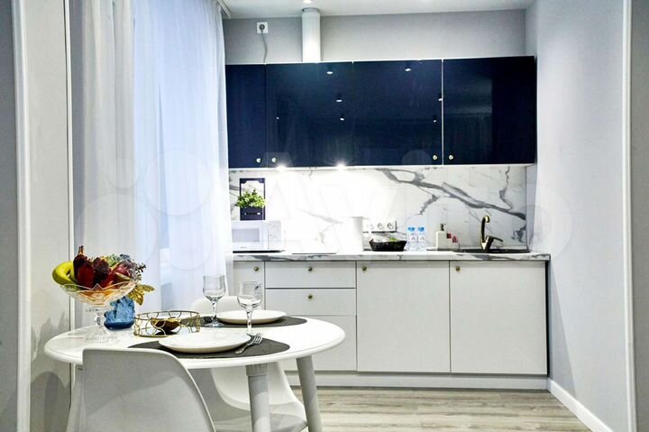 2-к. квартира, 50 м², 10/19 эт.