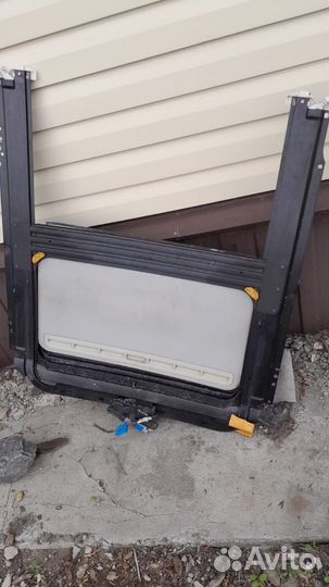 Люк на крышу